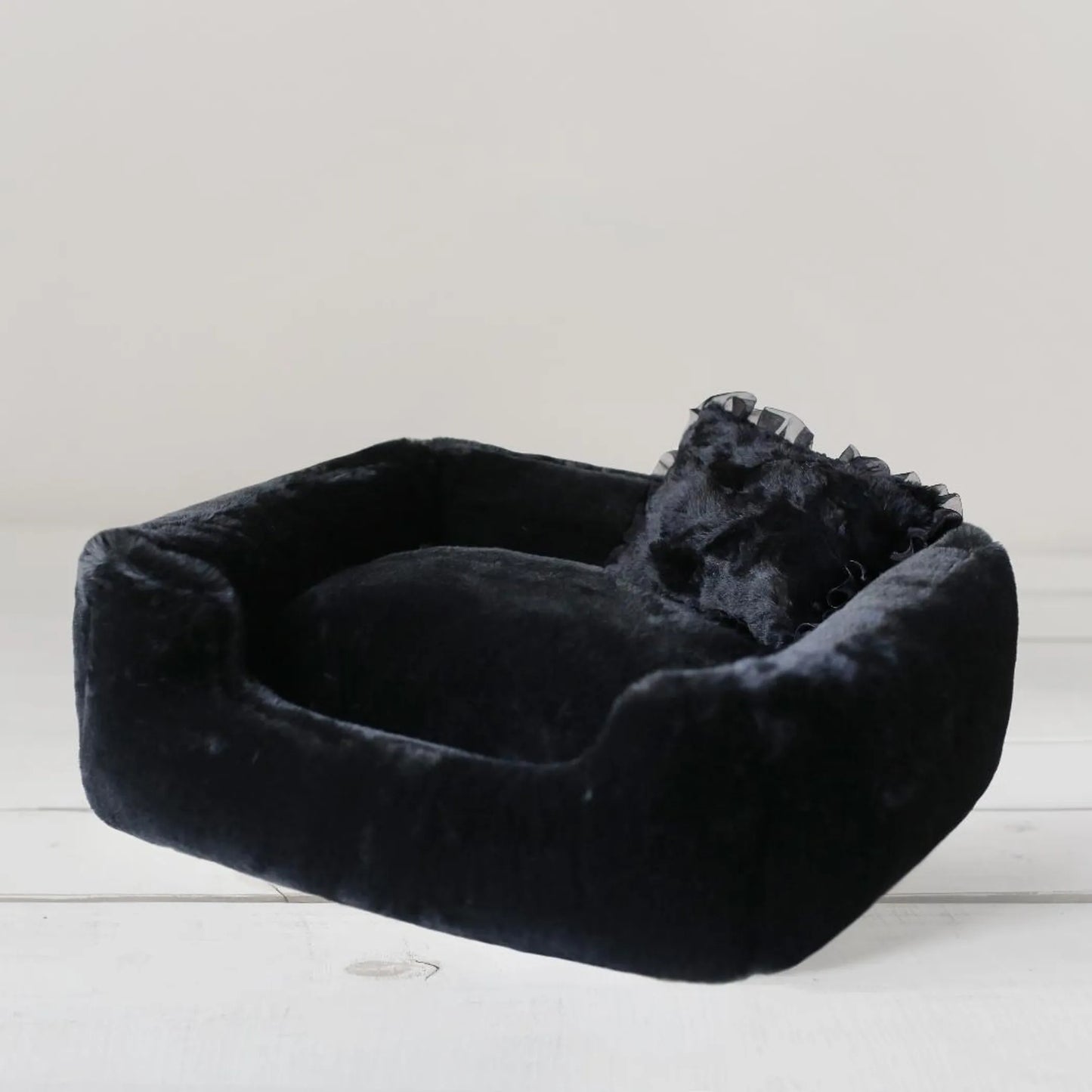 Divine Dog Bed — Plush Luxury For Everyday Comfort